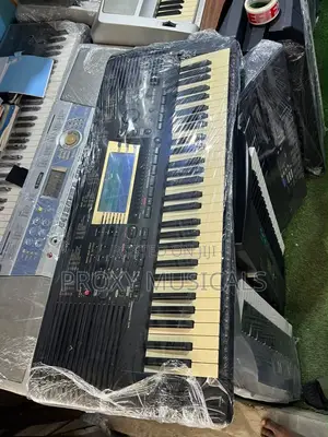 Yamaha PSR 730 Keyboard