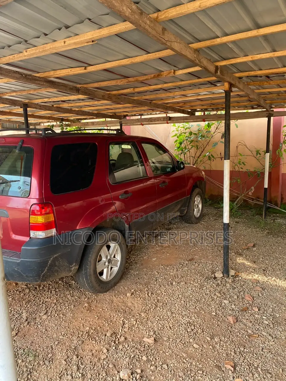 Ford Escape 2005 Red