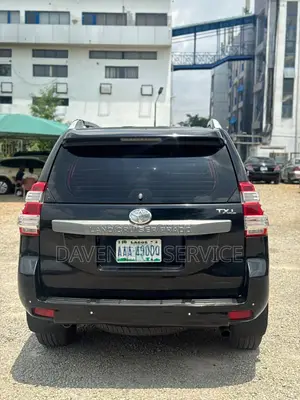 Toyota Land Cruiser 2015 Black