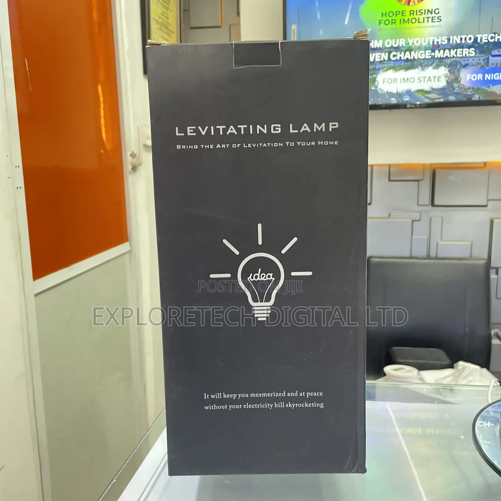Levitating Lamp Stand