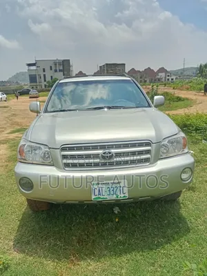 Toyota Highlander 2004 Silver