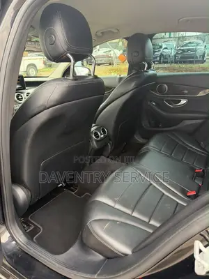 Mercedes-Benz C300 2016 Black