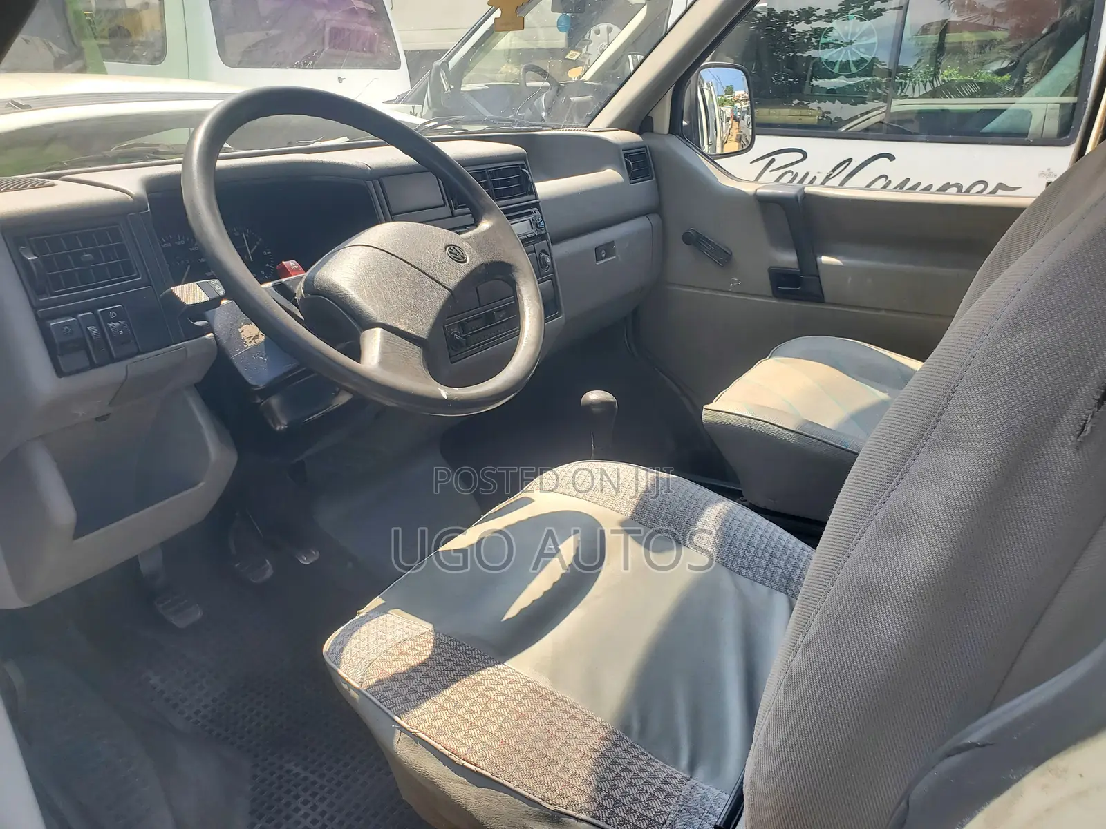Volkswagen LT 2000 White