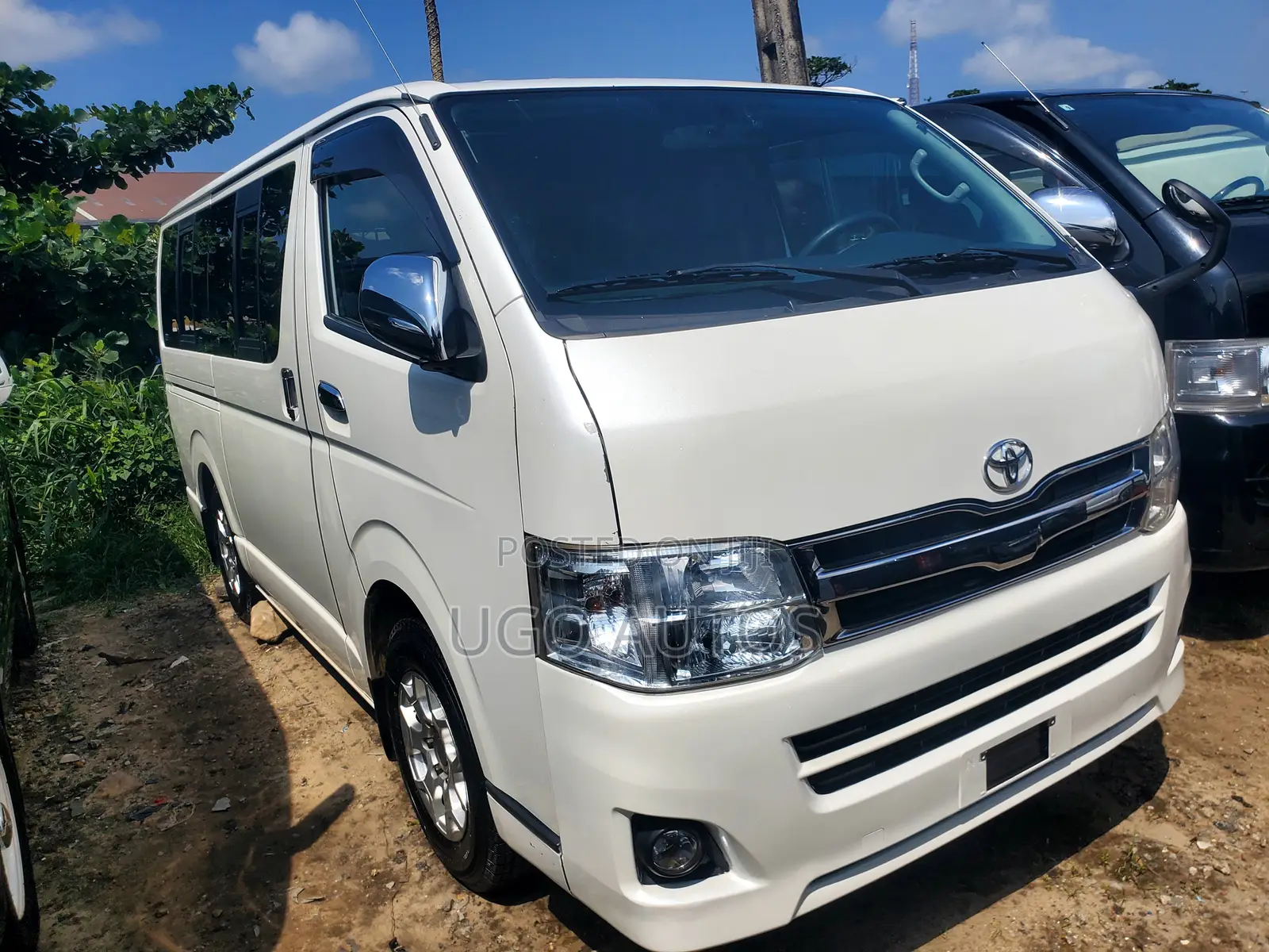Toyota HiAce 2009 Silver