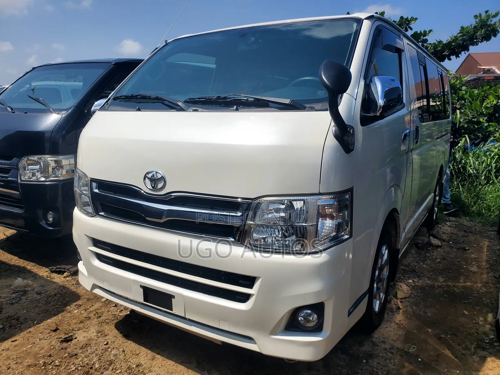 Toyota HiAce 2009 Silver