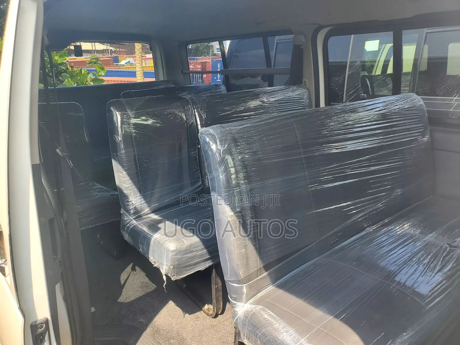 Toyota HiAce 2009 Silver