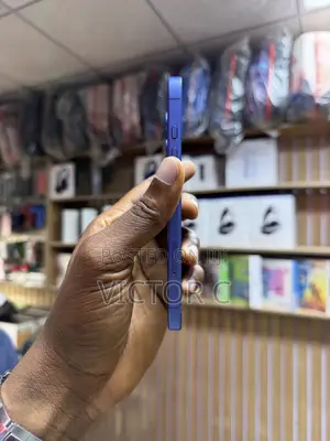 Apple iPhone 16 256 GB Blue