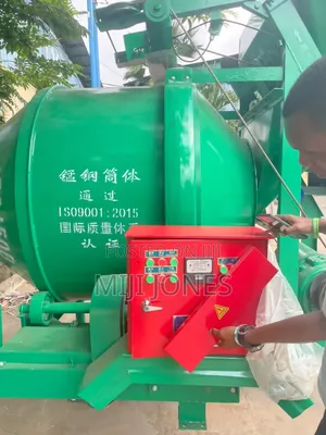 *Jzc350 Self-Loading Mixer – Perfect for Small Projects*