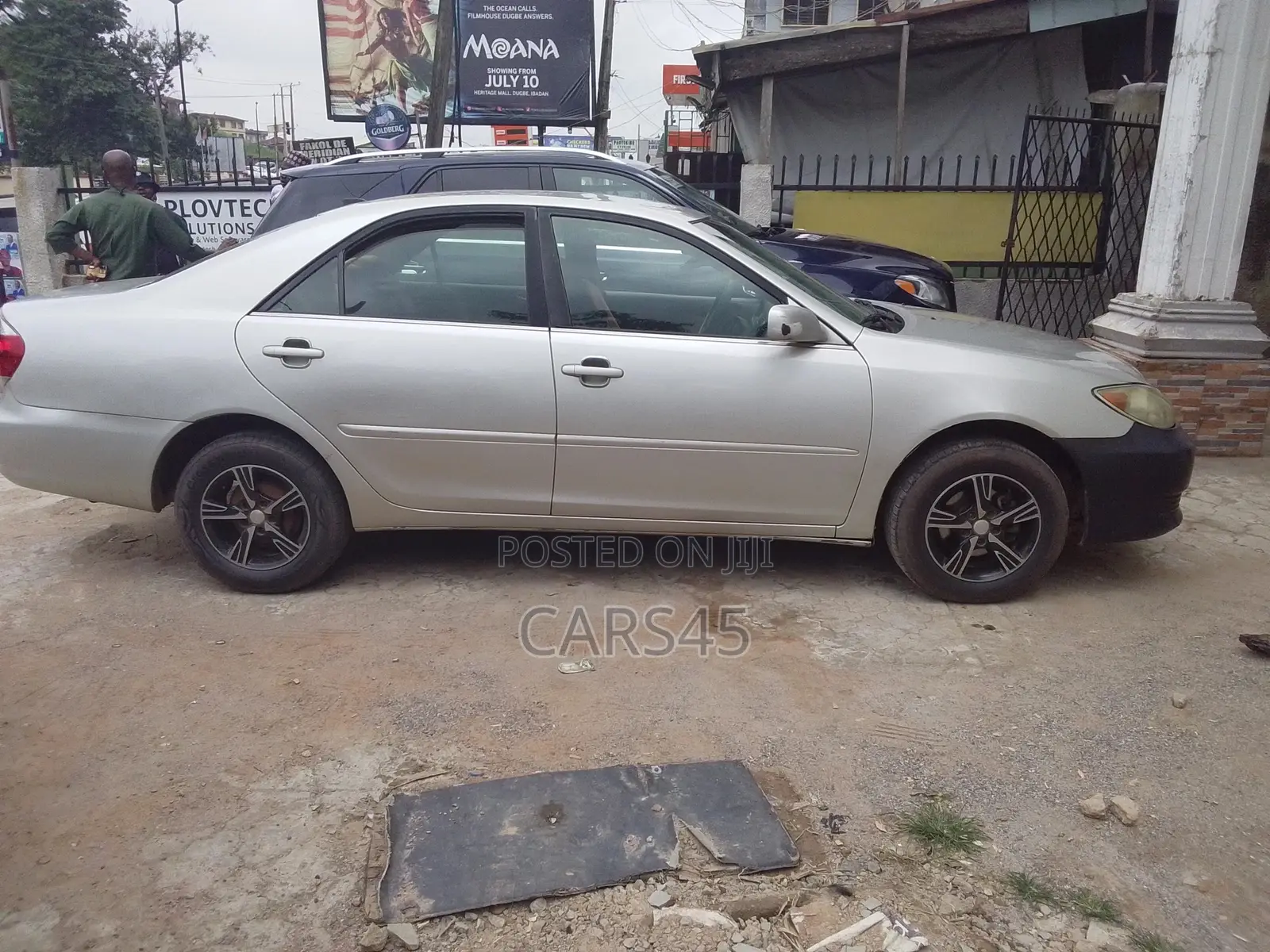 Toyota Camry 2005 Silver