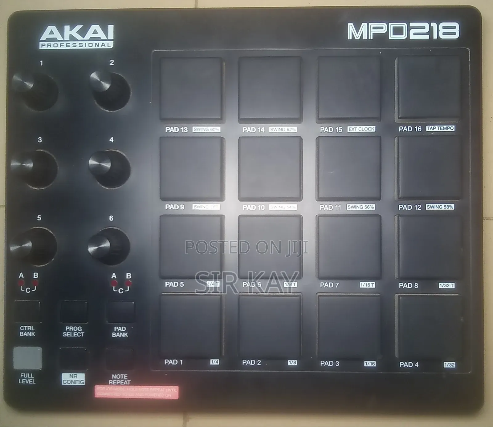 Akai MPD 218 Professional Drup Pad Controller