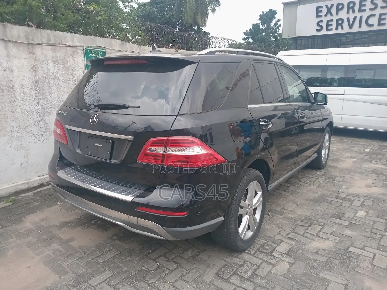 Mercedes-Benz M Class 2015 Black