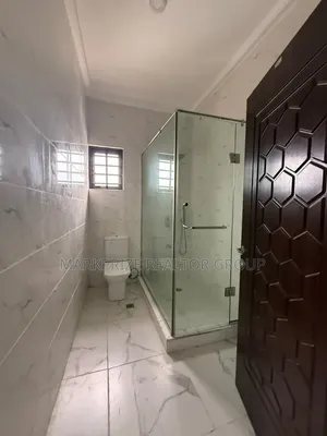3bdrm Penthouse in Ajah Lekki Lagos for sale