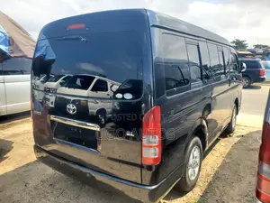 Toyota HiAce 2012 Black