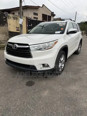 Toyota Highlander Limited 4dr SUV AWD (3.5L 6cyl 6A) 2015 White
