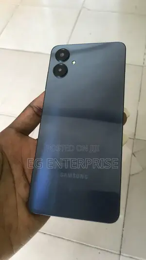 Samsung Galaxy A06 128 GB Blue