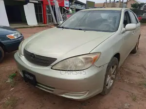 Toyota Camry 2003 Gold