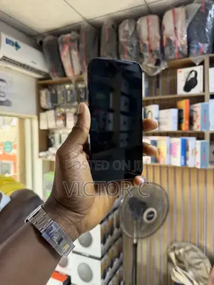 Apple iPhone 16 Pro 512 GB Black