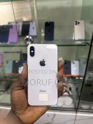Apple iPhone X 64 GB White