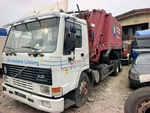 Volvo Truck 1993 White