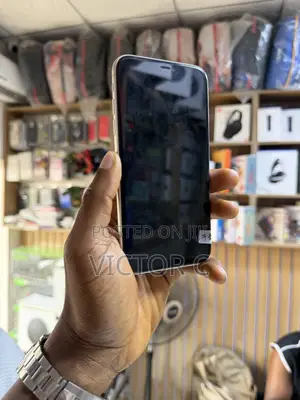 Apple iPhone 11 128 GB White