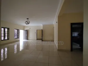 3bdrm Block of Flats in Apo, Zone B for rent