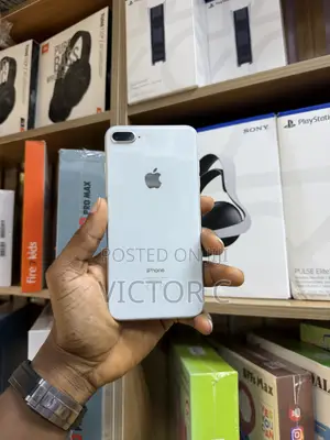 Apple iPhone 8 Plus 64 GB White