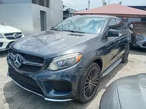 Mercedes-Benz GLE-Class 2015 Gray