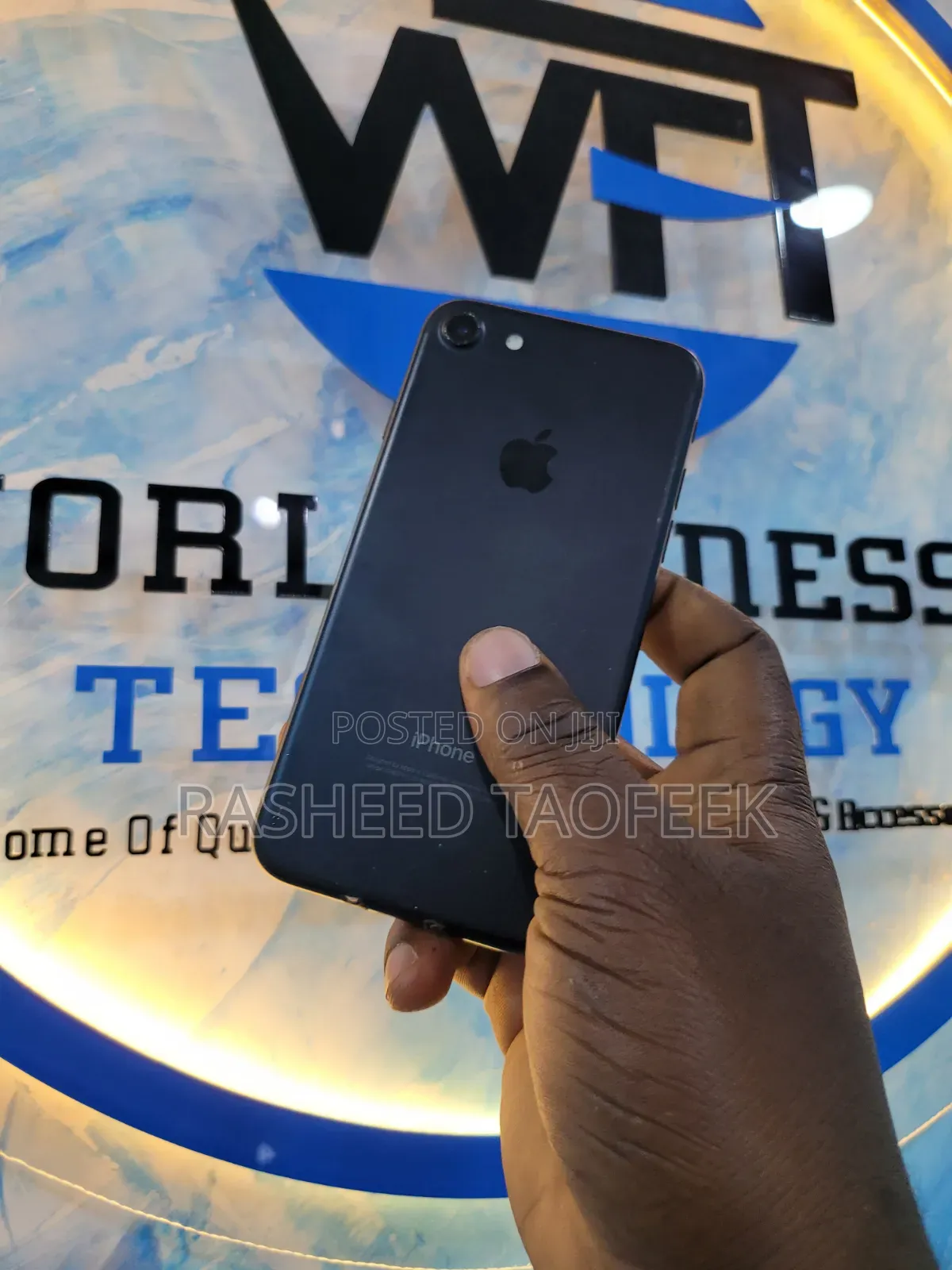 New Apple iPhone 7 32 GB Black