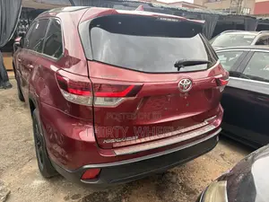 Toyota Highlander 2019 Red