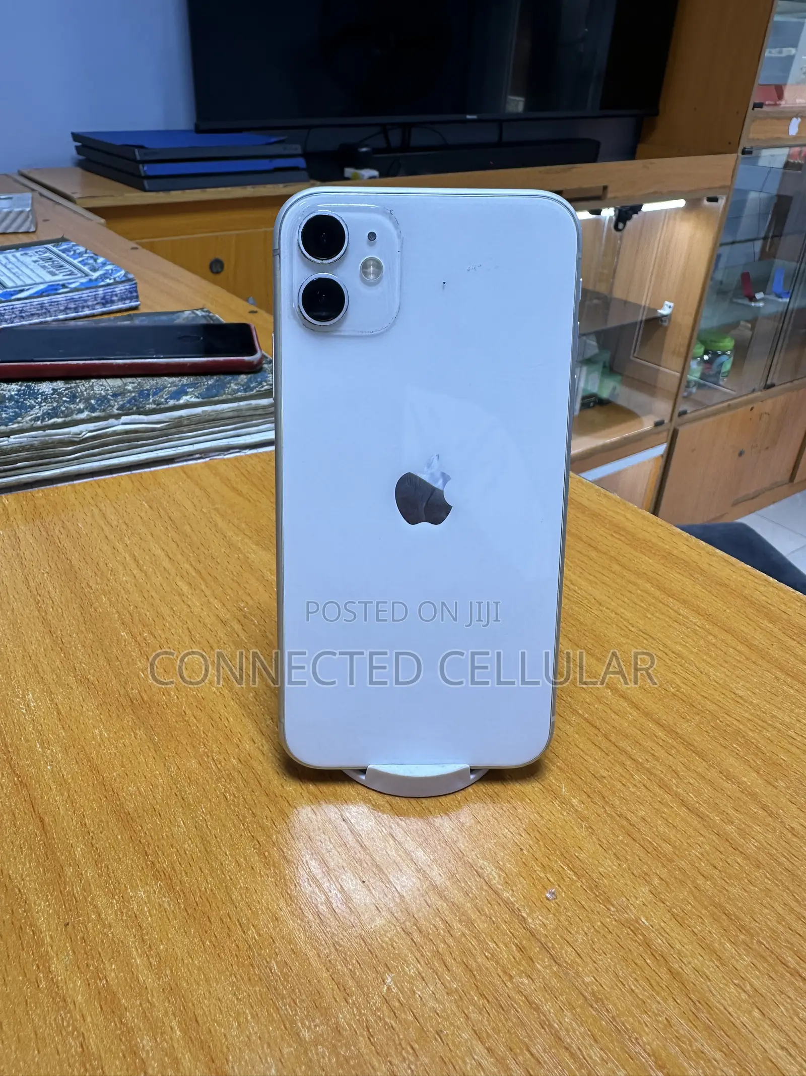 Apple iPhone 11 64 GB White