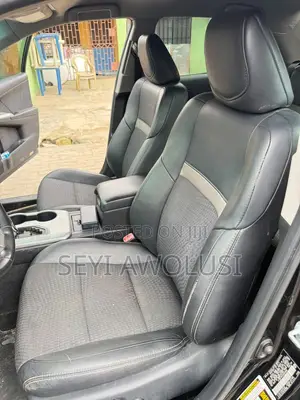 Toyota Camry SE 4dr Sedan (2.5L 4cyl 6A) 2012 Black