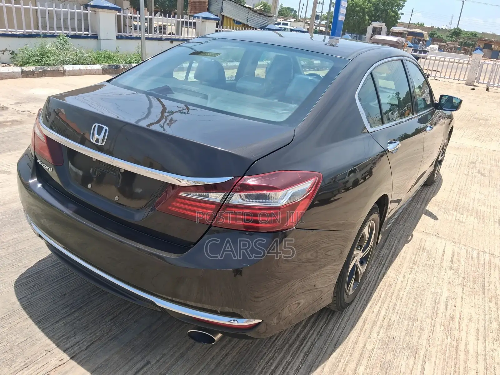 Honda Accord 2017 Brown