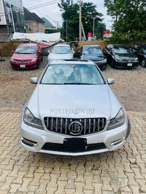 Mercedes-Benz C300 2009 Silver