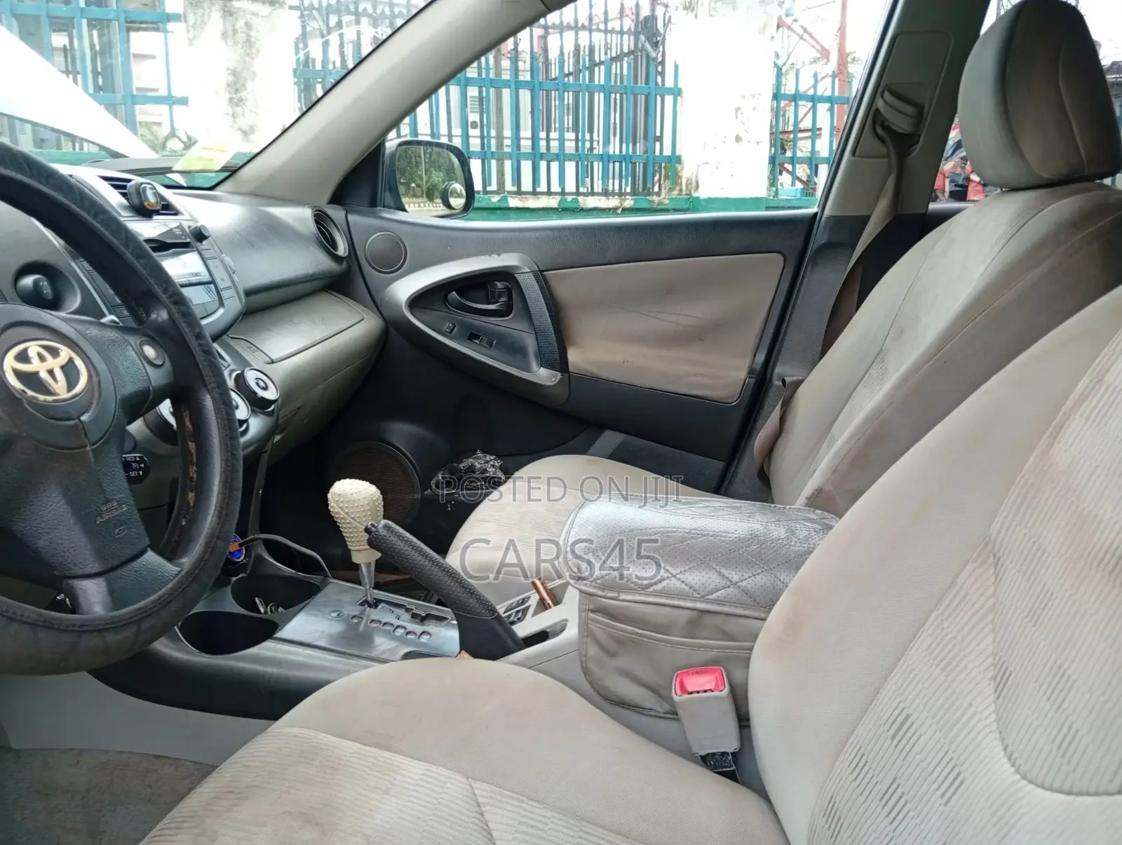 Toyota RAV4 2010 Black