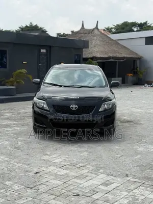 Toyota Corolla LE 4dr Sedan (1.8L 4cyl 4A) 2010 Black