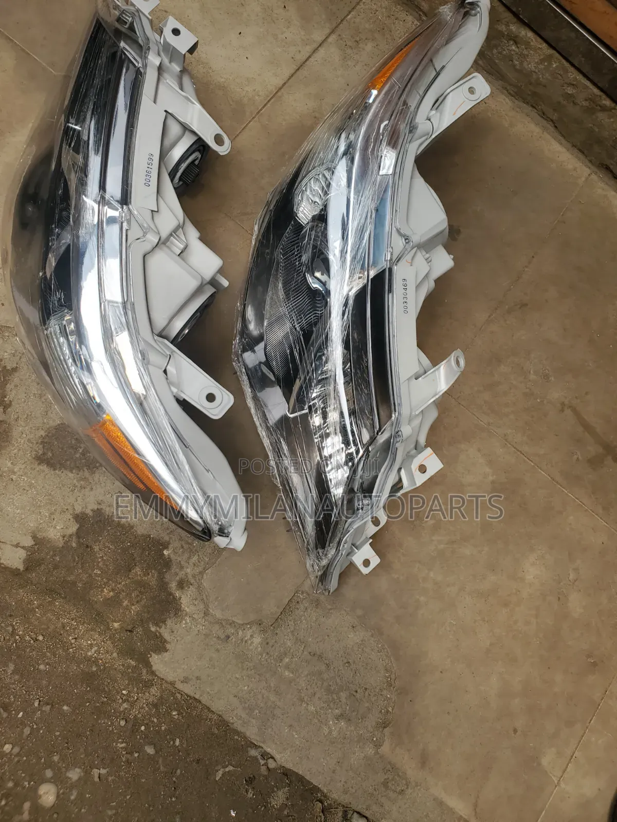 Head Light Camry 2012 Model