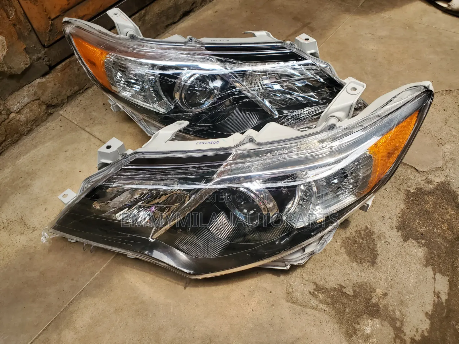 Head Light Camry 2012 Model
