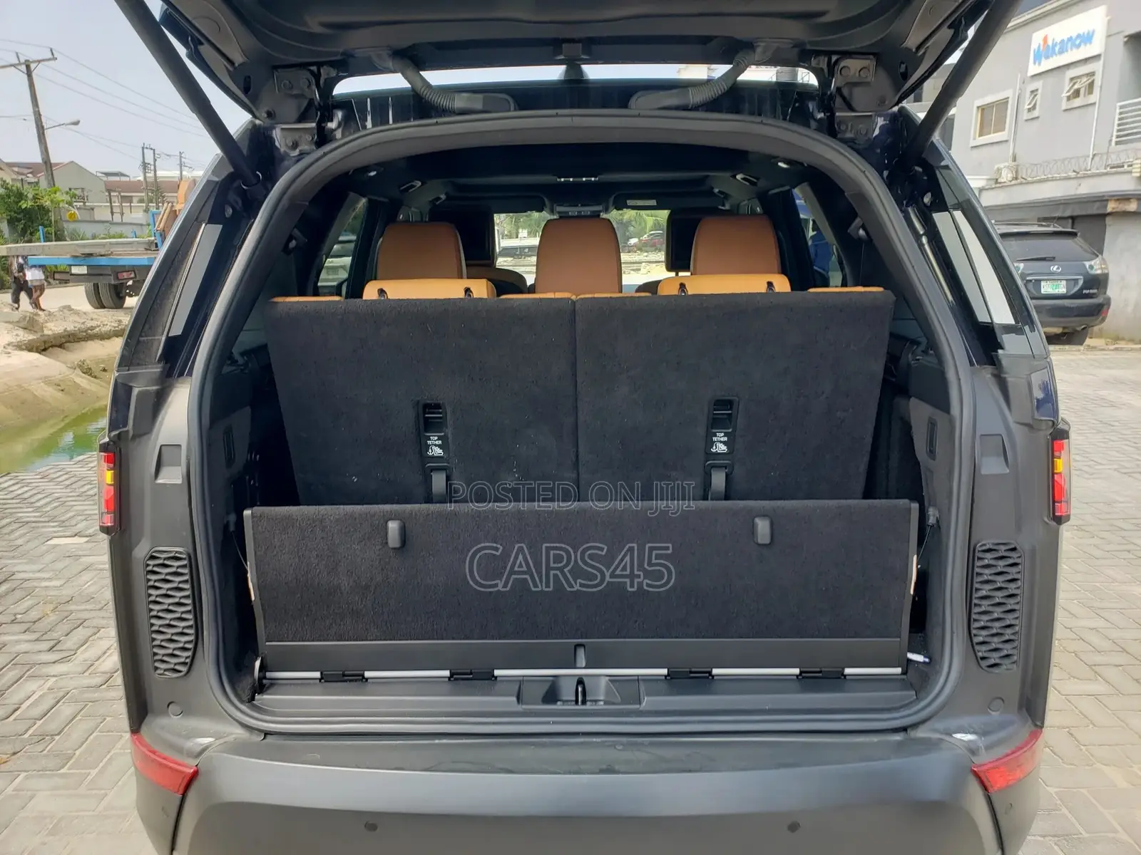Land Rover Discovery 2020 Blue