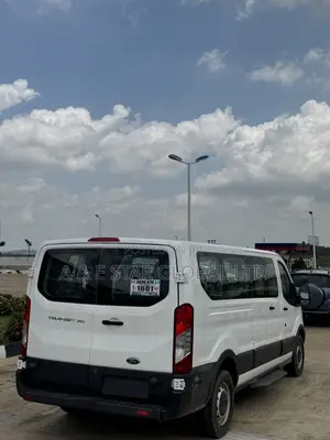 Ford Transit 2017 White
