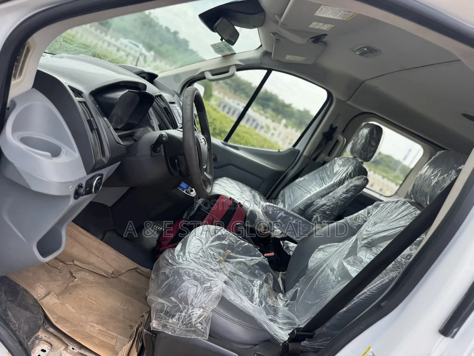 Ford Transit 2017 White