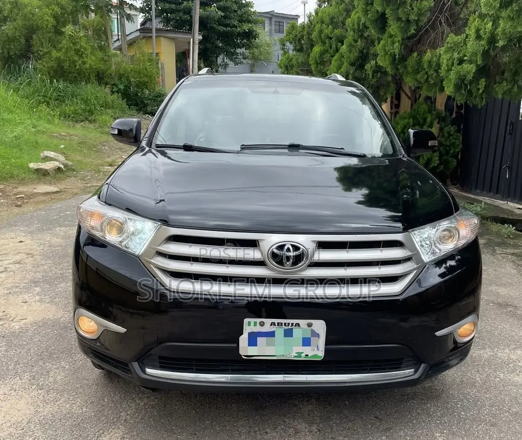 Toyota Highlander 2012 Black