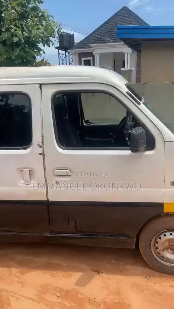Suzuki APV Minibus 2008 White