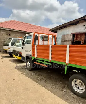 Nissan Cabstar Long Frame 6 Tyres Dropped Sided Body