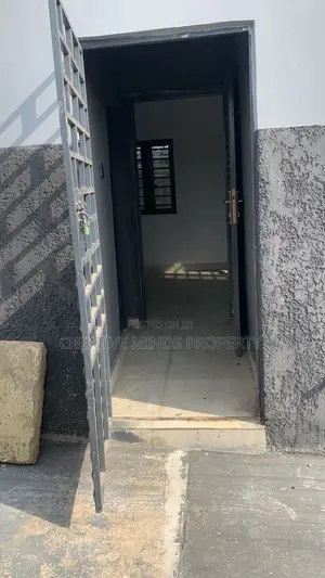 Furnished 1bdrm Block of Flats in Dantata, Dei-Dei for rent