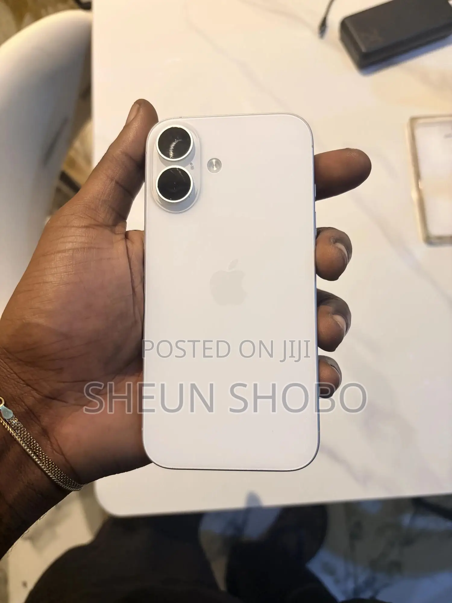 Apple iPhone 16 128 GB White