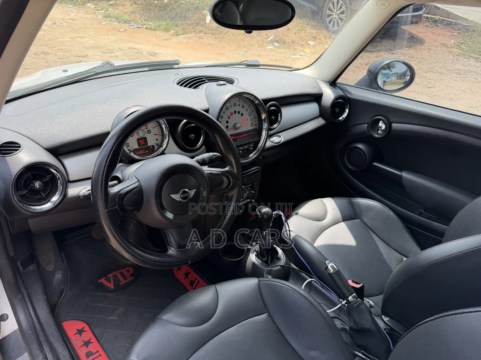 Mini Cooper 2012 Silver