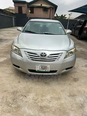 Toyota Camry LE V6 4dr Sedan (3.5L 6cyl 6AM) 2008 Silver