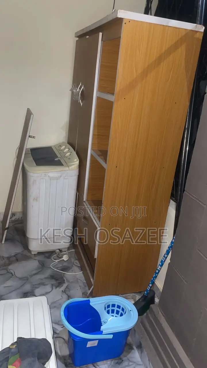 Neatly Used Wardrobe