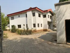 12bdrm Duplex in Maitama for rent