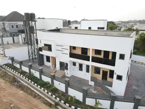 3bdrm Apartment in Carlton Gate Estate, Akobo for rent